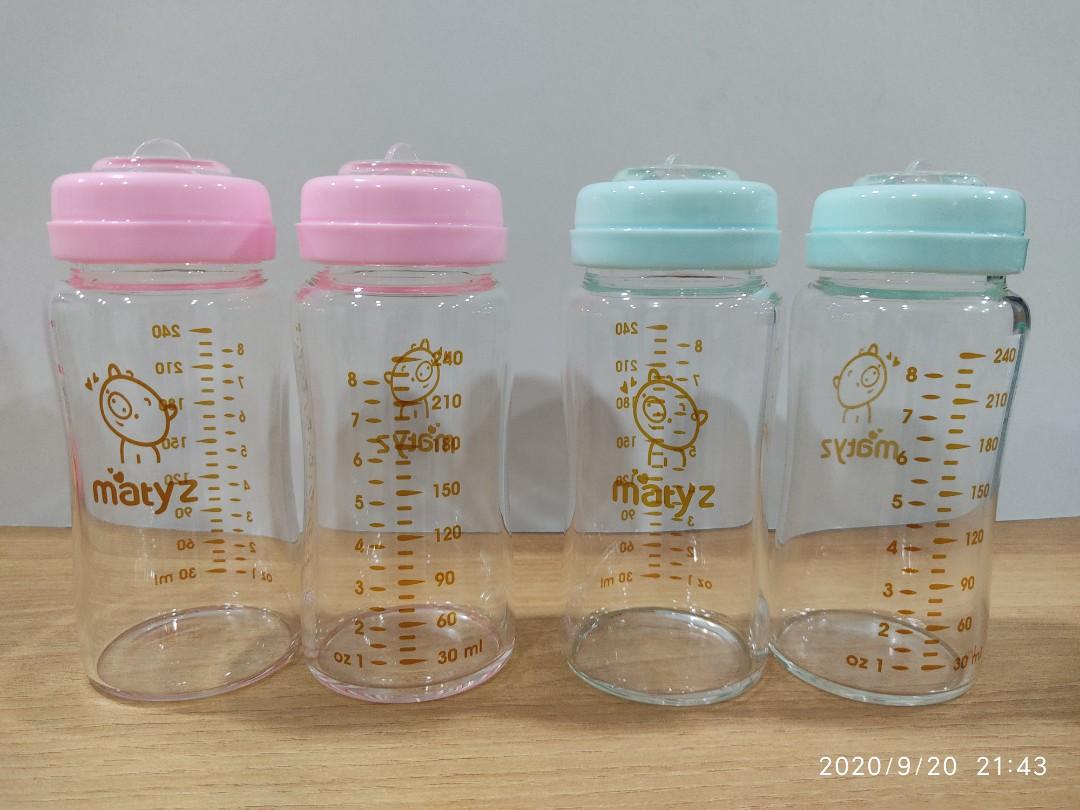 breast pump with glass bottles