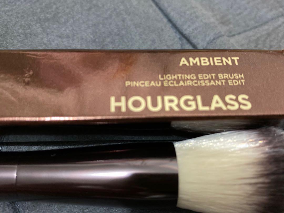 HOURGLASS ambient lighting edit brush, 美容＆化妝品, 健康及美容 皮膚護理, 化妝品