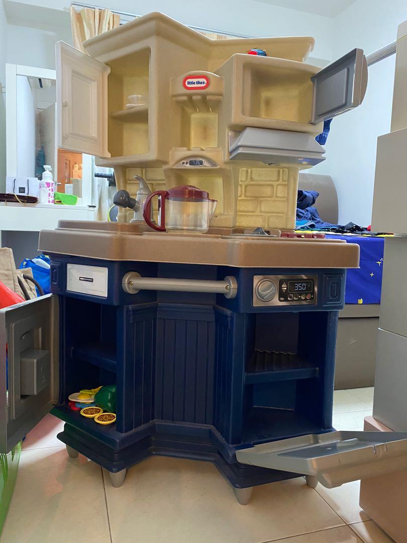Kitchen counter toy, Hobbies & Toys, Toys & Games on Carousell