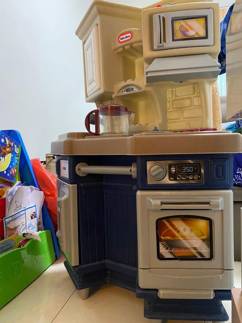 Kitchen counter toy, Hobbies & Toys, Toys & Games on Carousell