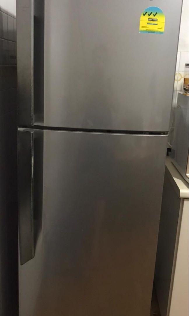Lg 2 Door Fridge Home Appliances Kitchenware On Carousell