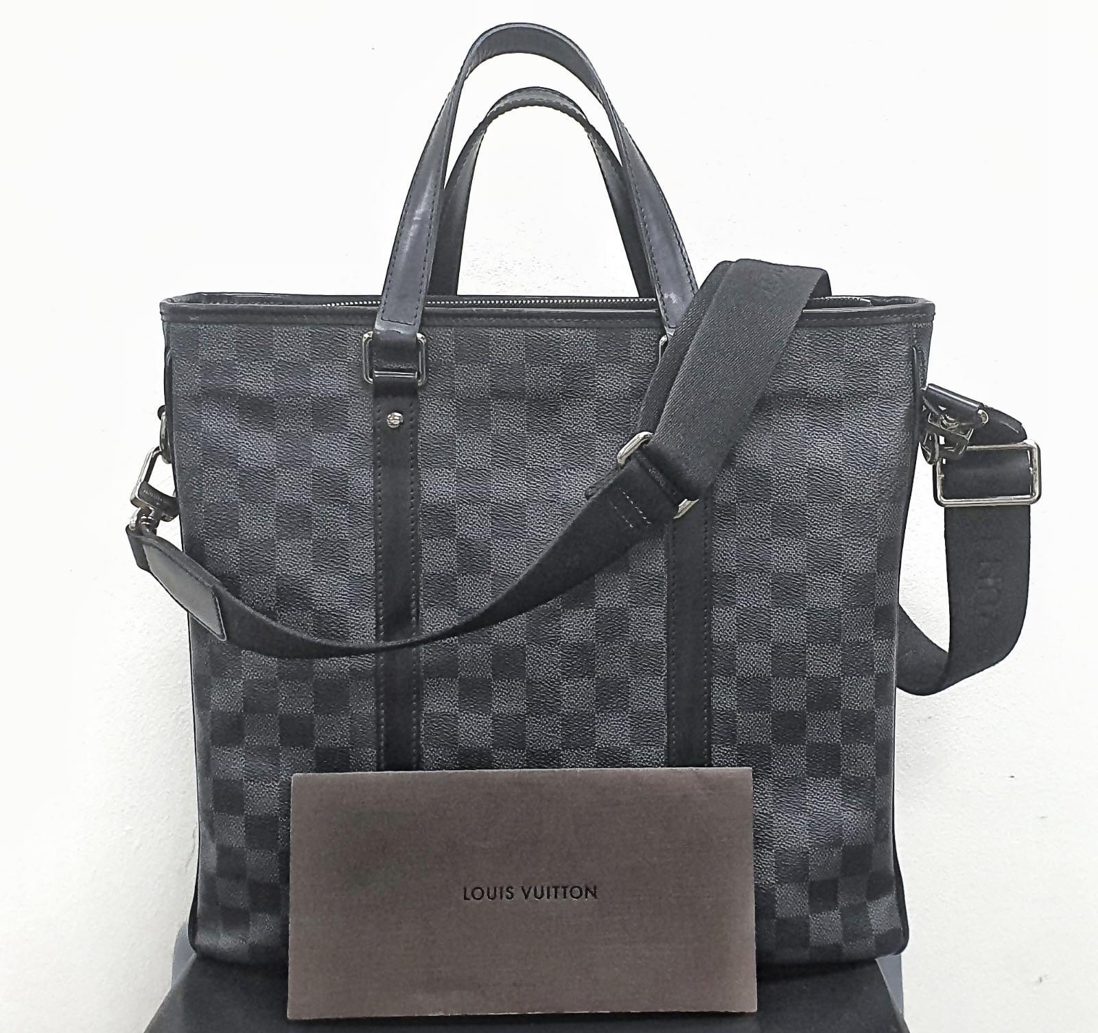 🔥 Louis Vuitton TADAO - Damier Graphite Coated Canvas PM Bag Authentic  Genuine with Dust Bag🔥, Women's Fashion, Bags & Wallets, Cross-body Bags  on Carousell