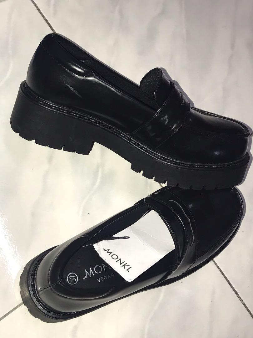 MONKI JUNE LOAFERS, Women's Shoes on Carousell