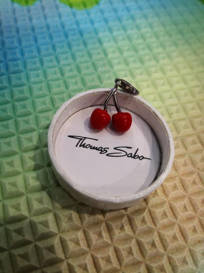 Thomas sabo cherry top charm