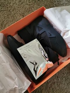 (Category: ) located in . Submitted by shoesmaybemore (Listing ID 1036418888, Image 1). Description: .