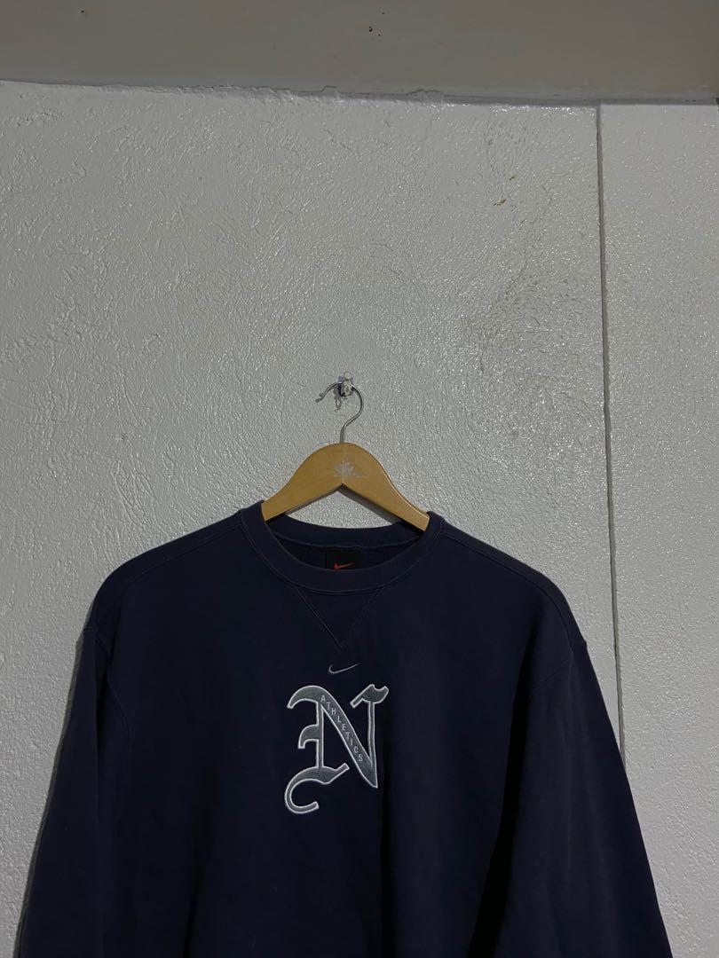nike vintage crewneck mens