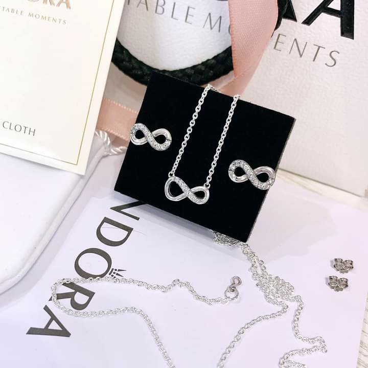 Pandora Infinity Set, Women's Fashion 