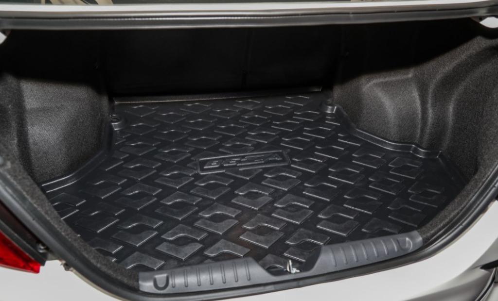 Perodua Bezza Luggage Tray / Boot Tray (Original), Auto Accessories on