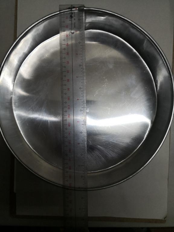 Round Pan Super 8" (Thick) Brand New!!! (Declutter) (Category: Bakeware) located in Caloocan City. Submitted by littlequeenie (Listing ID 1036478648, Image 3). Description: * Round Cake Pan 8 x 2" * Thick quality that you can re-use several times * 5pcs extras available left * Brand New straight from factory * RFS : Extra Baking pan Declutter.