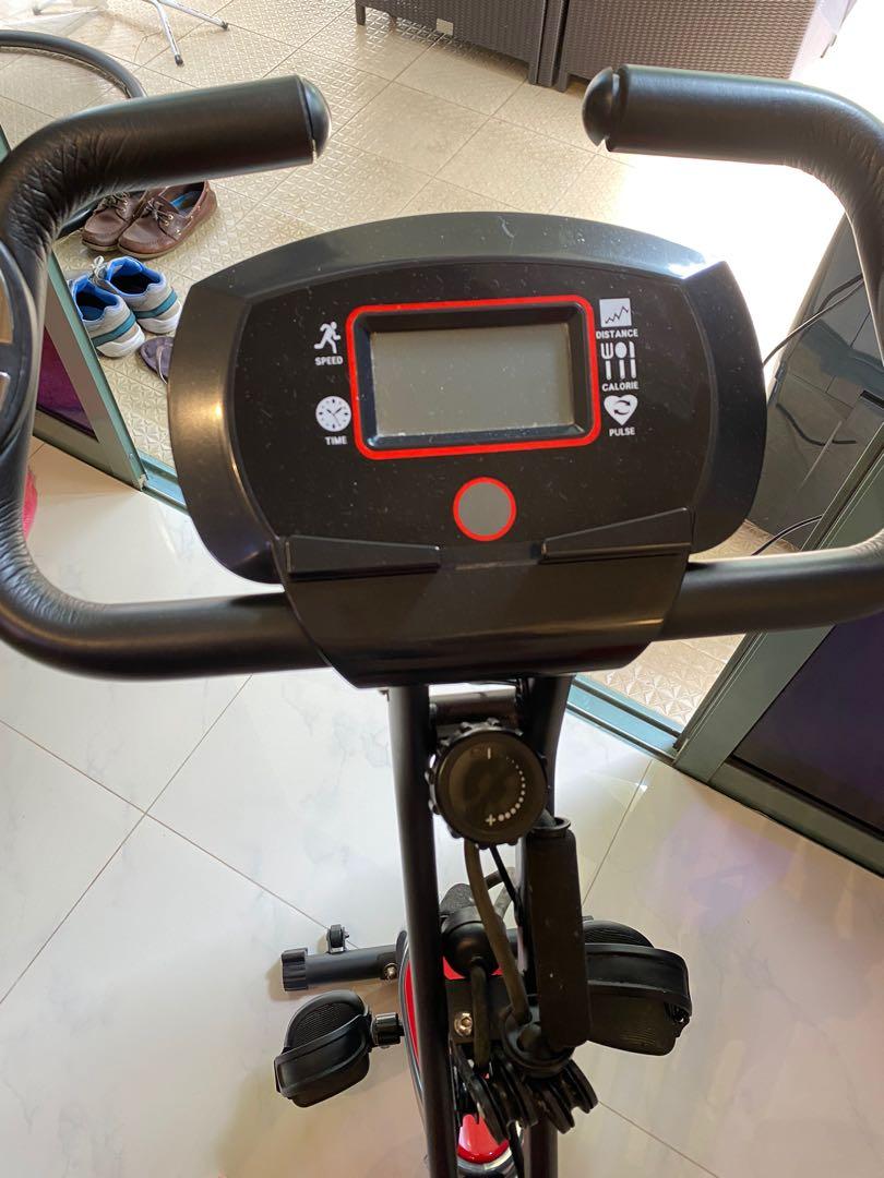 Stationary bike, Sports Equipment, Exercise & Fitness, Cardio & Fitness