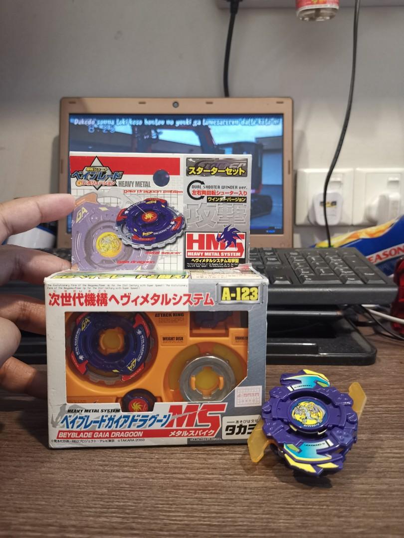 beyblade 2000 toys