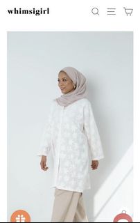 (Category: ) located in . Submitted by clothesbyamal (Listing ID 1036439925, Image 1). Description: .
