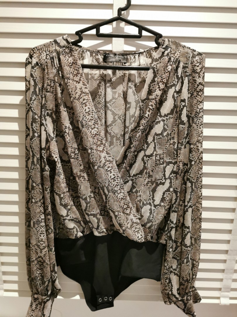 Snake print clearance bodysuit zara