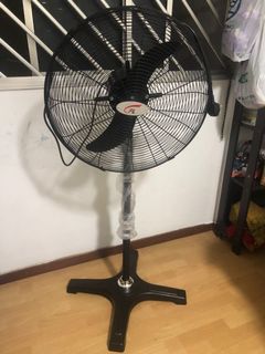 (Category: ) located in . Submitted by suhaaaail_ (Listing ID 1036786723, Image 1). Description: .