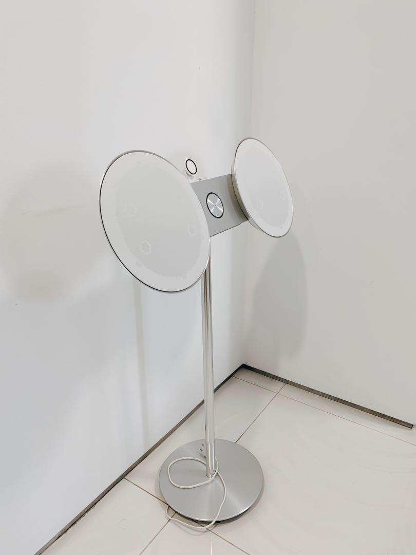 Bang Olufsen BeoPlay A8 Speaker White
