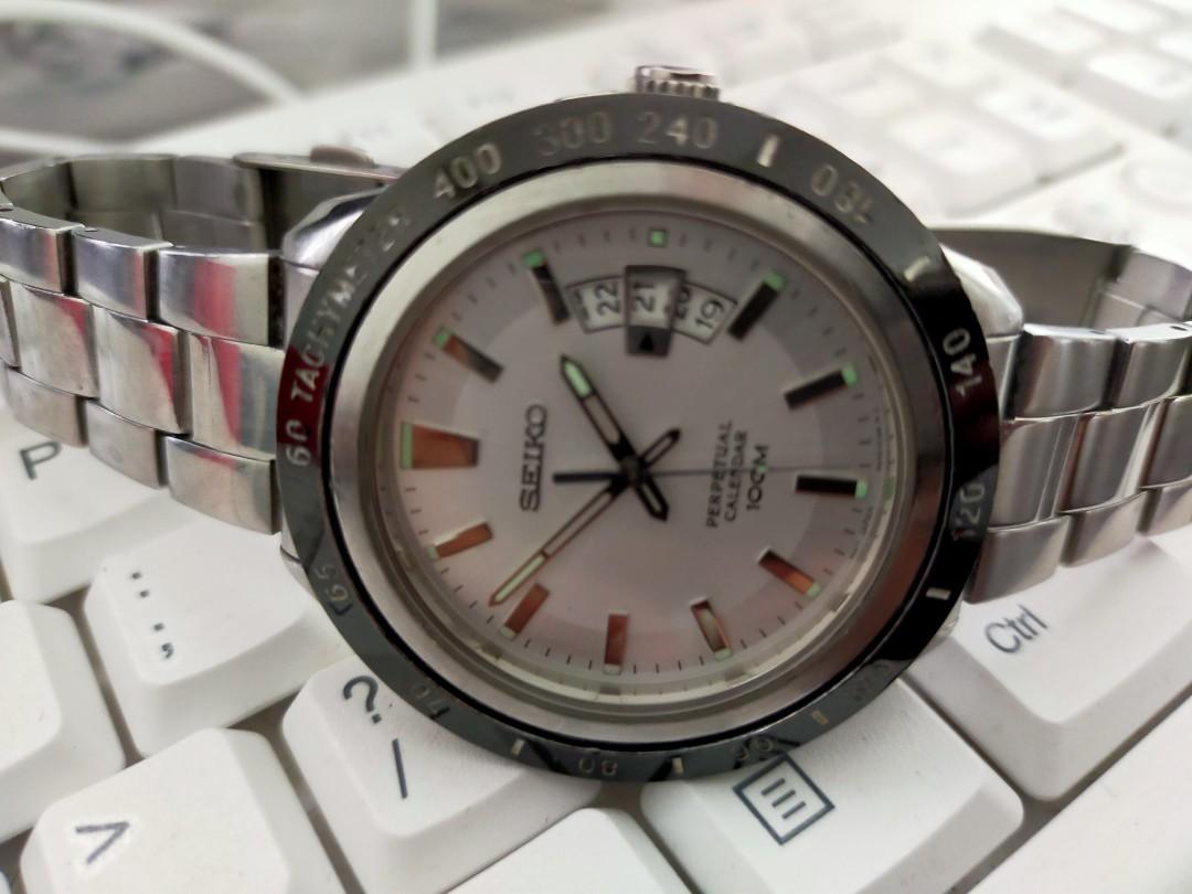 Beautiful Seiko Diver perpetual calendar watch, Men's Fashion, Watches &  Accessories, Watches on Carousell