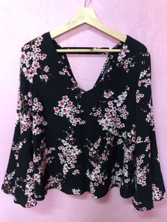 (Category: ) located in . Submitted by yati.preloved (Listing ID 1036712112, Image 1). Description: .