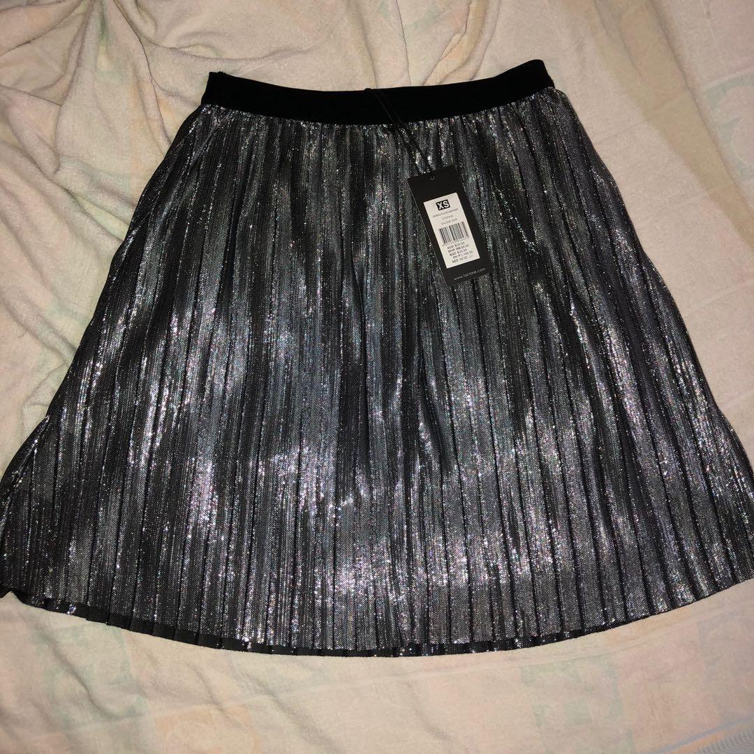 BN Factorie Sparkle Pleated Mini Skirt, Women's Fashion, Bottoms