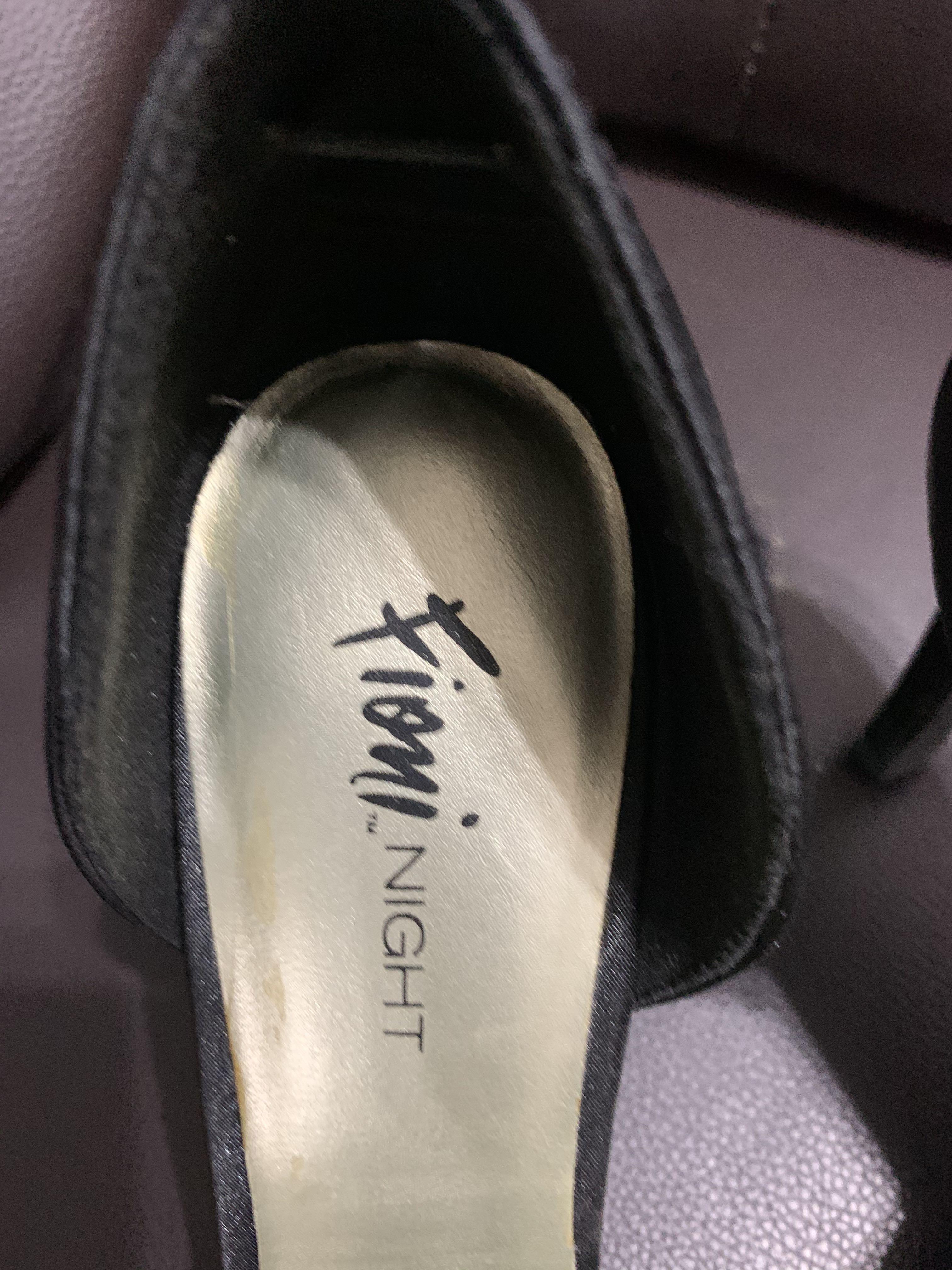 BNEW Fioni Night Black peep toe heels Women s Fashion Footwear Heels on Carousell