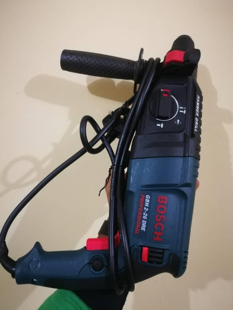 Mesin outlet drill bosch