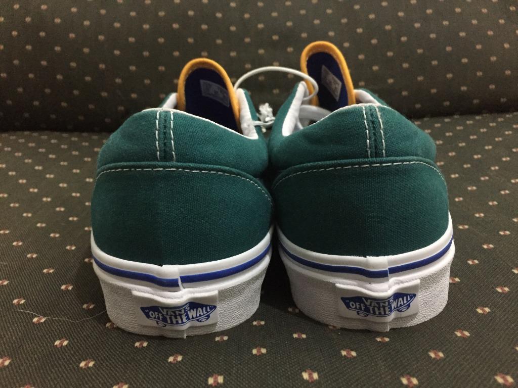 vans era deck club sneaker