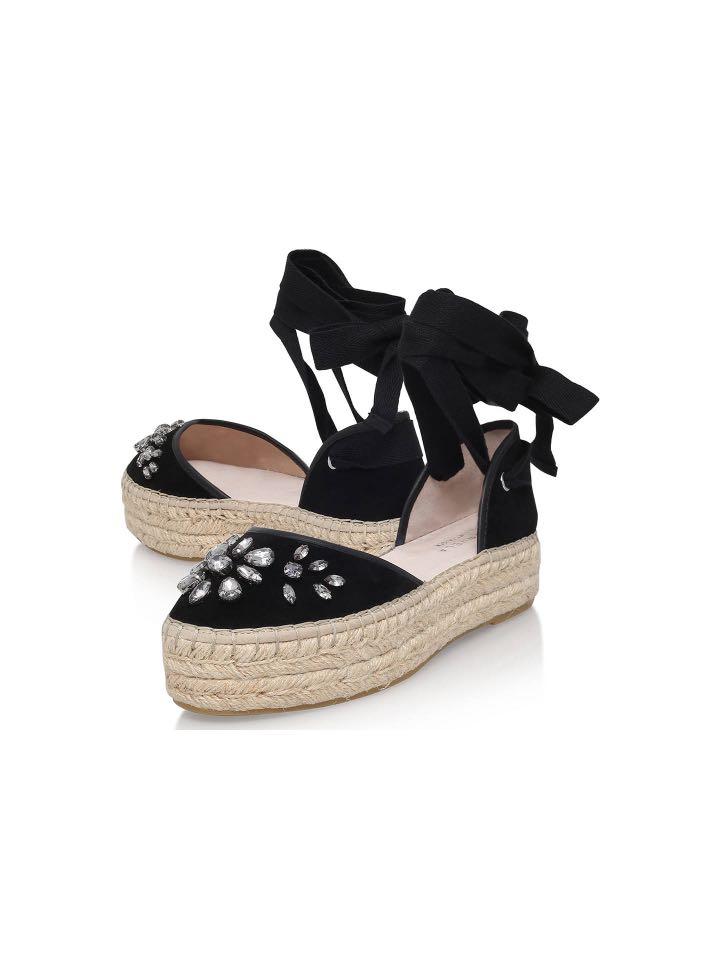 Carvela deals klaw sliders