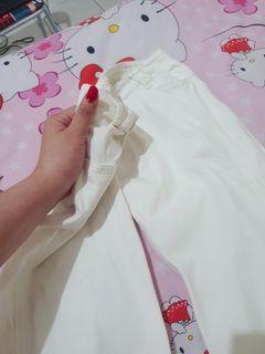 Celana Jeans Putih