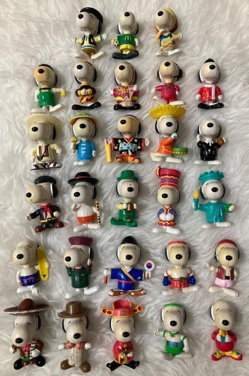 Complete Set of 28 McDonald s Snoopy World Tour 2 1999 Happy Meal