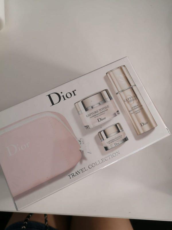 capture totale youth