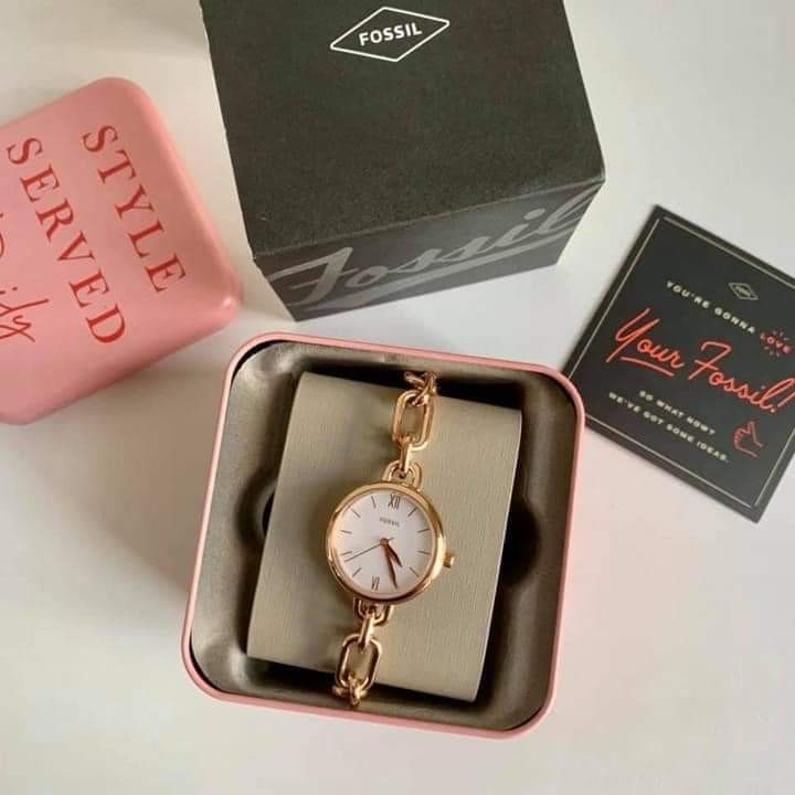 Fossil ladies watch, Women's Fashion 
