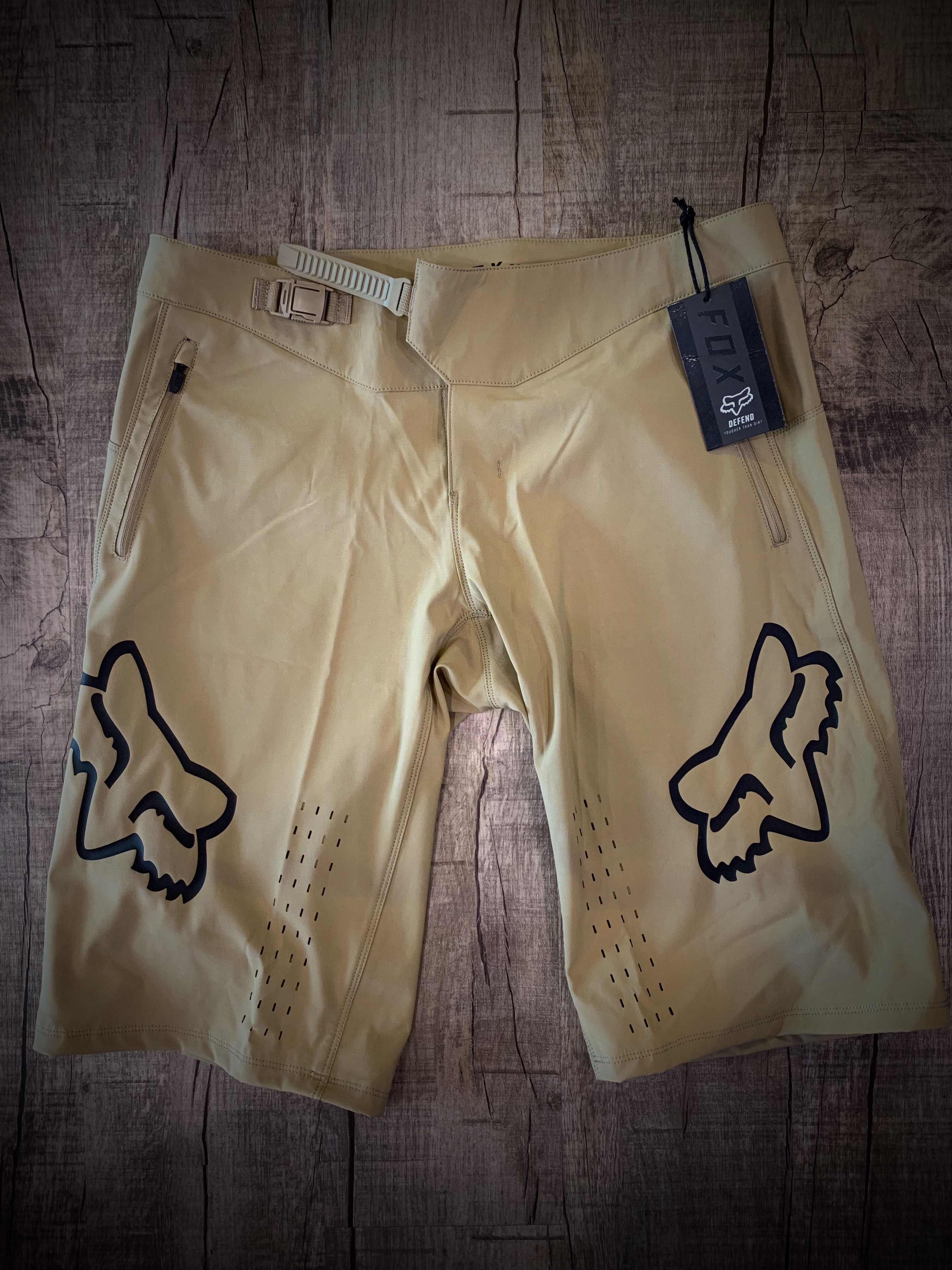 Fox defend shorts 34 Clearance