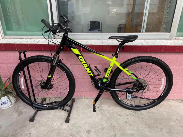 giant atx 890