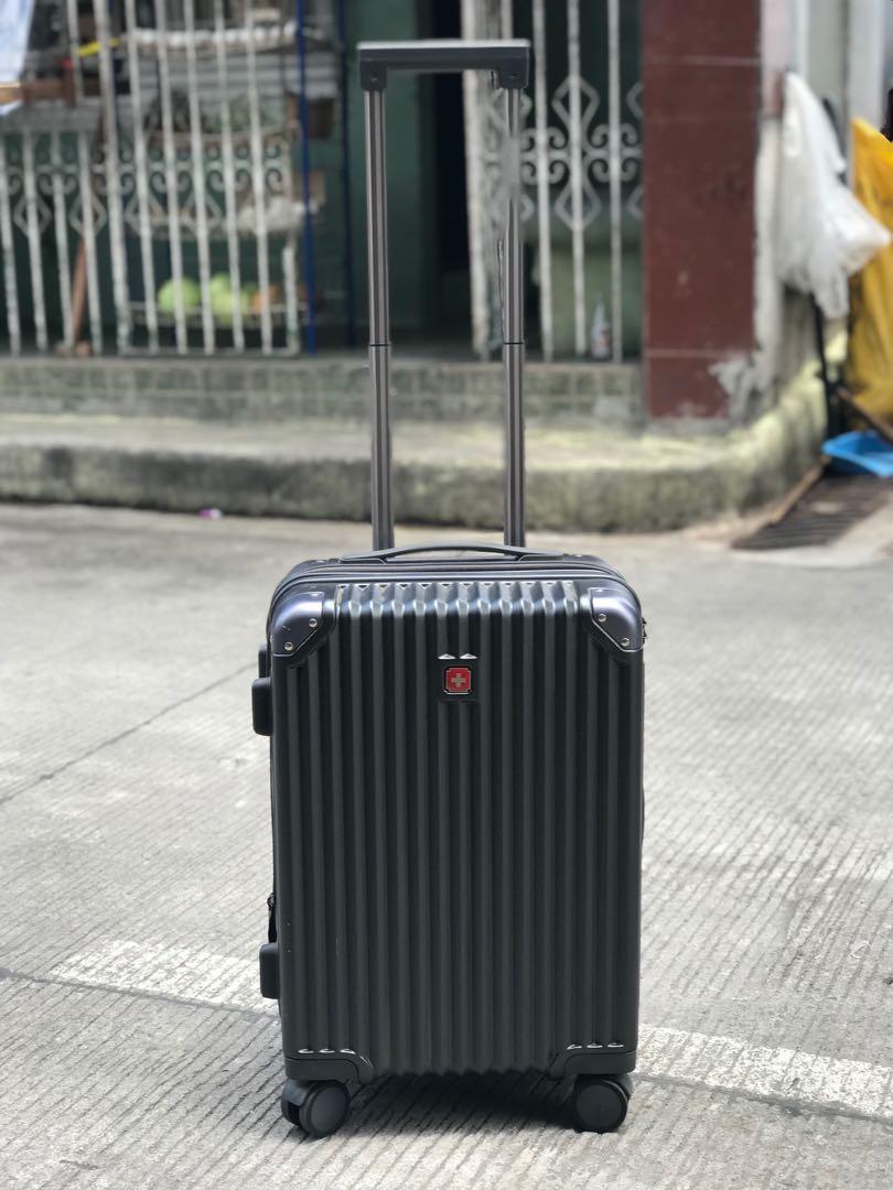 hipolo luggage price