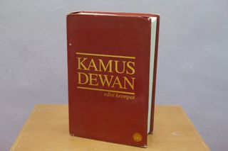 Dictionaries English And Malay And English Malay Books Stationery Books On Carousell