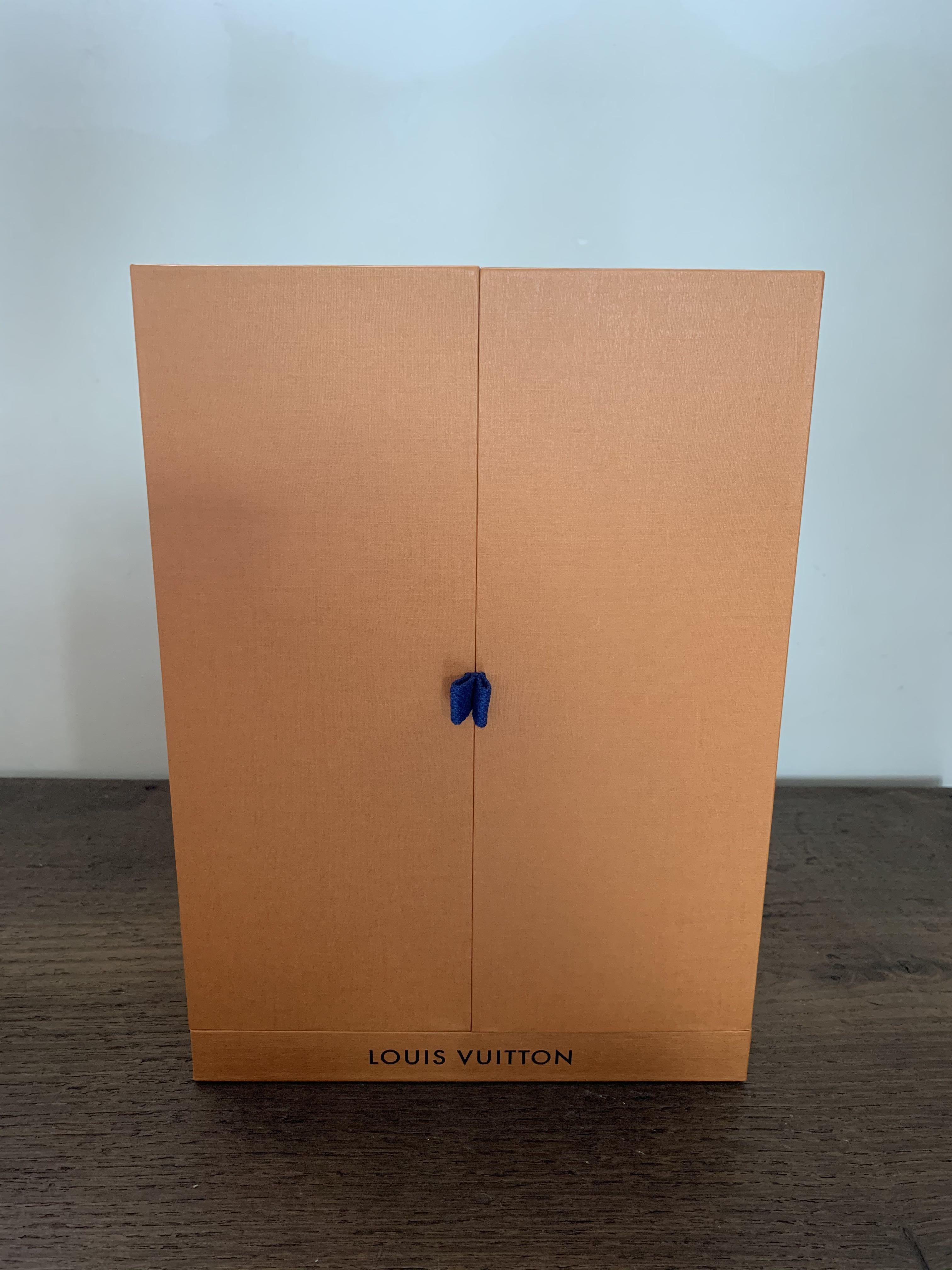 LOUIS VUITTON Moon Cake Box 838978