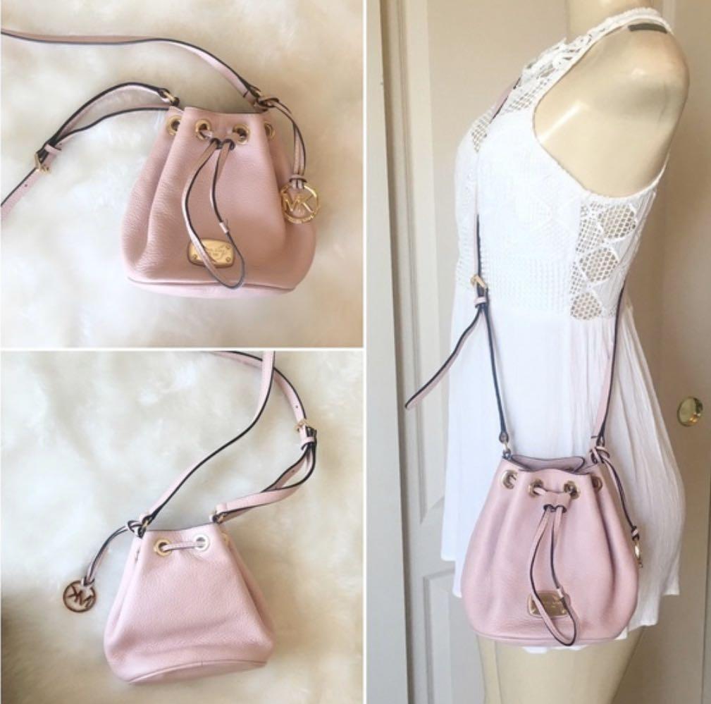 Mk bucket sling bag clearance