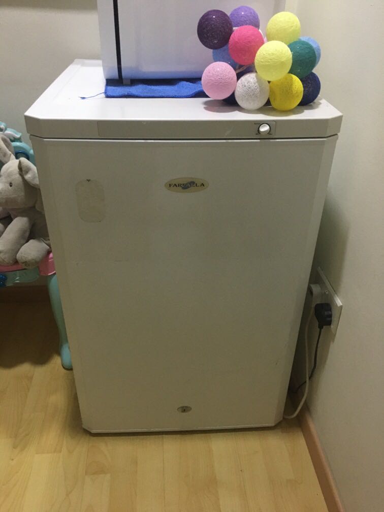 Milk storage freezer, Babies & Kids, Nursing & Feeding, Breastfeeding & Bottle Feeding on Carousell