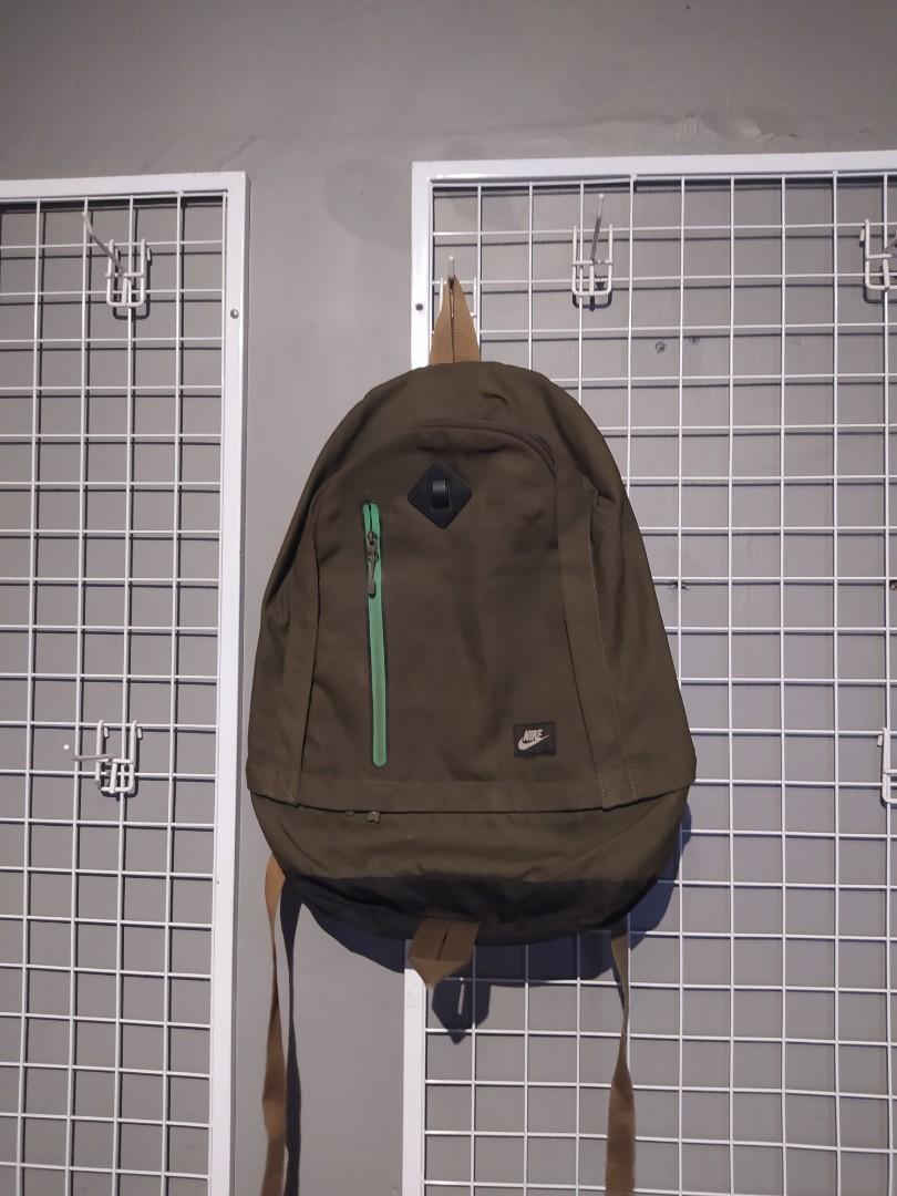 Eastpak nike hot sale