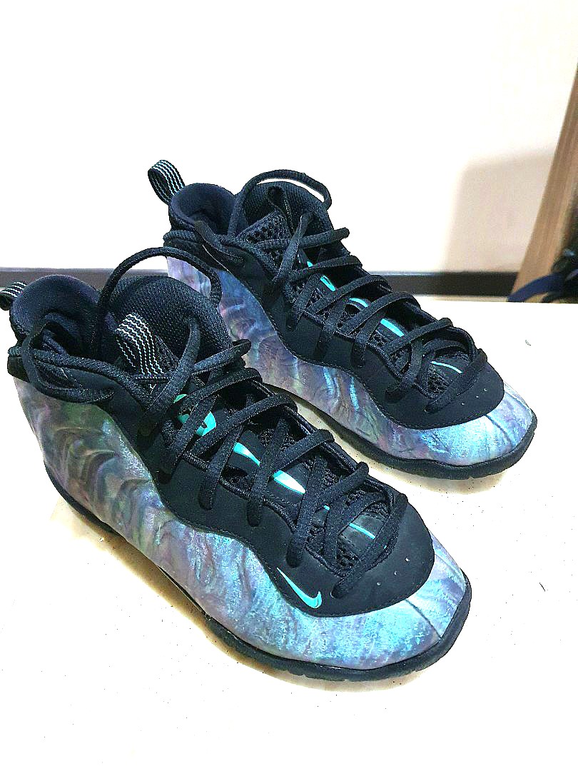 womens nike iridescent shoes