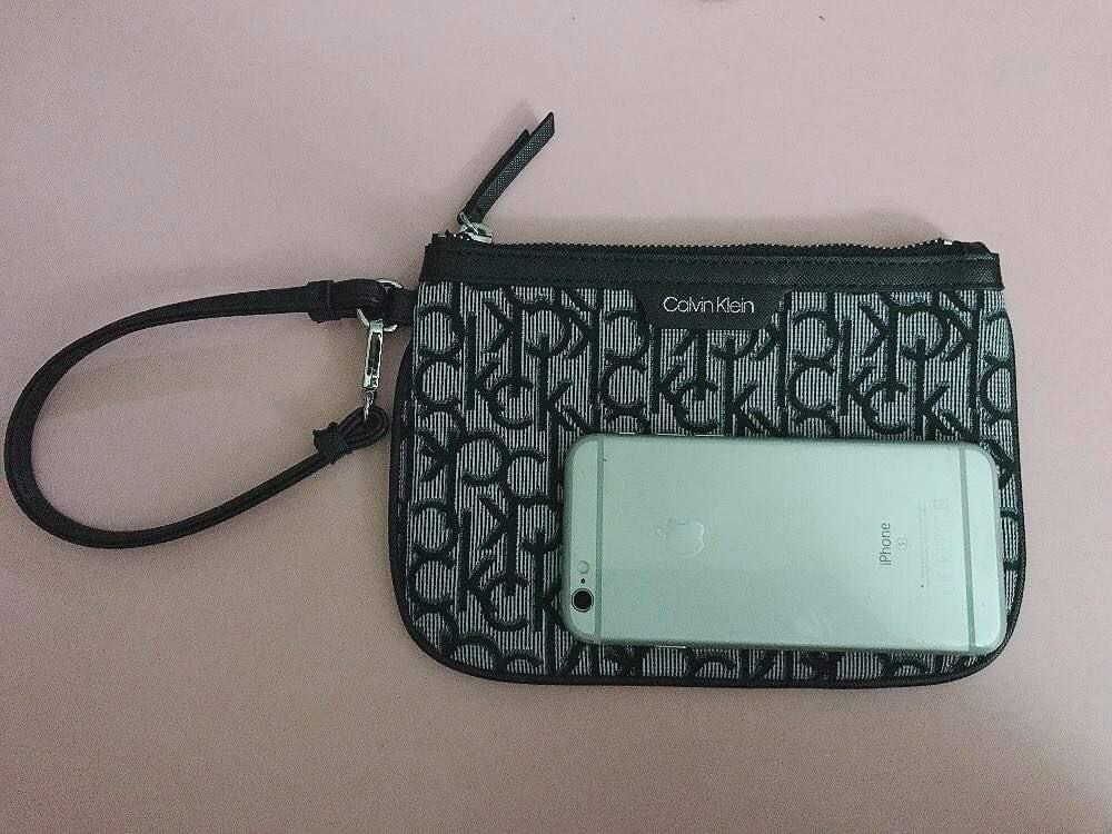 Calvin klein wristlet pouch clearance