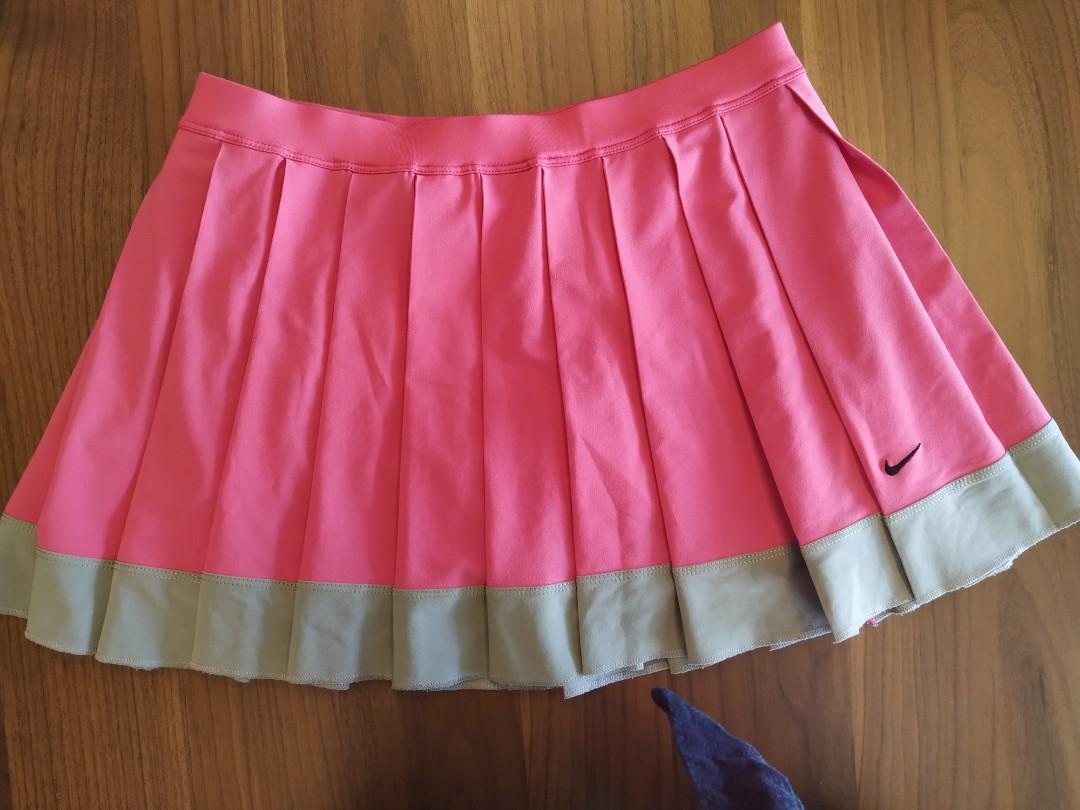 nike tennis skirt small