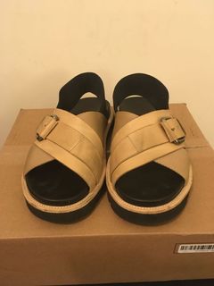 （分類：）位於 。 由 reyes0039 提交（商品編號 1036808785，圖片 1）。簡介： 。