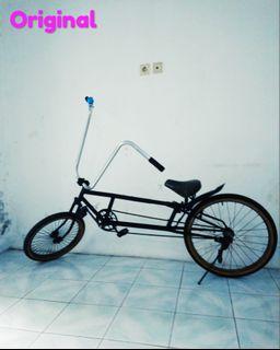 Sepeda low rider