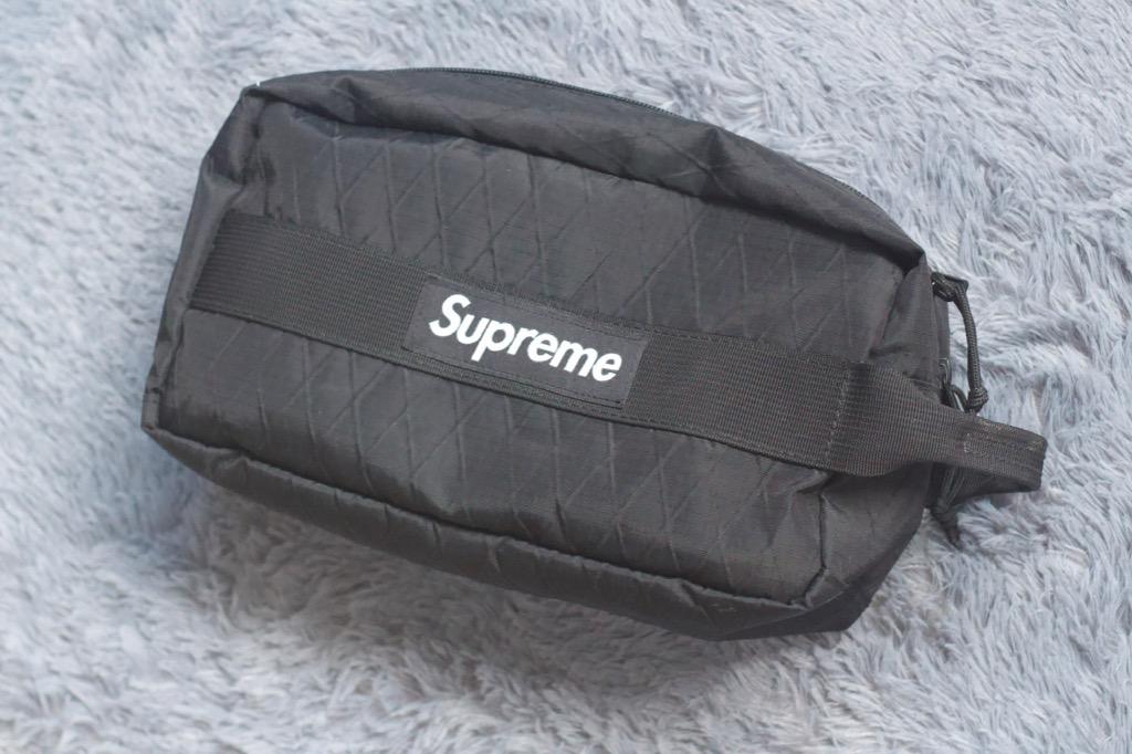 USED Supreme Utility Pouch FW18 Black Men s Fashion Bags Belt bags Clutches and Pouches on Carousell