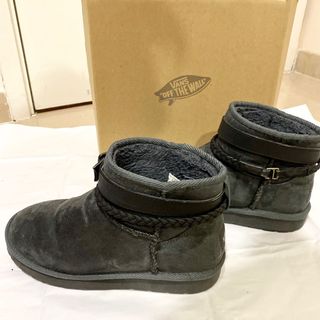（分類：）位於 。 由 tc11235 提交（商品編號 1036647821，圖片 1）。簡介： 。