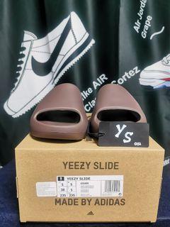 Yeezy Slide Soot