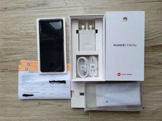 （分類：）位於 。 由 ziirg 提交（商品編號 1036869972，圖片 1）。簡介： 。