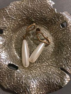 長型珍珠針式耳環
