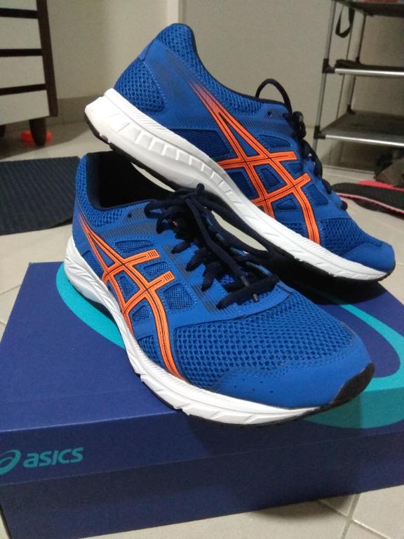 Asics gel contend 5 Men s Fashion Activewear on Carousell
