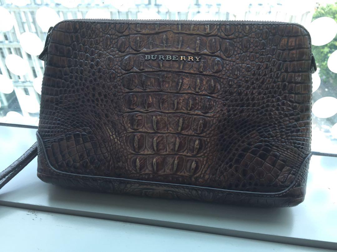 Burberry Clutch Men, Men's Fashion, Bags, Belt bags, Clutches and Pouches  on Carousell